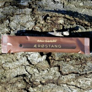 Hattesens Konfektfabrik Ærøstang med chokolade